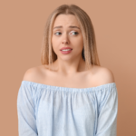 Ansiedade ao falar outro idioma: seu cérebro está tentando te proteger